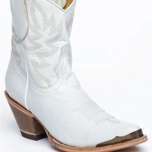 Idyllwind western boots